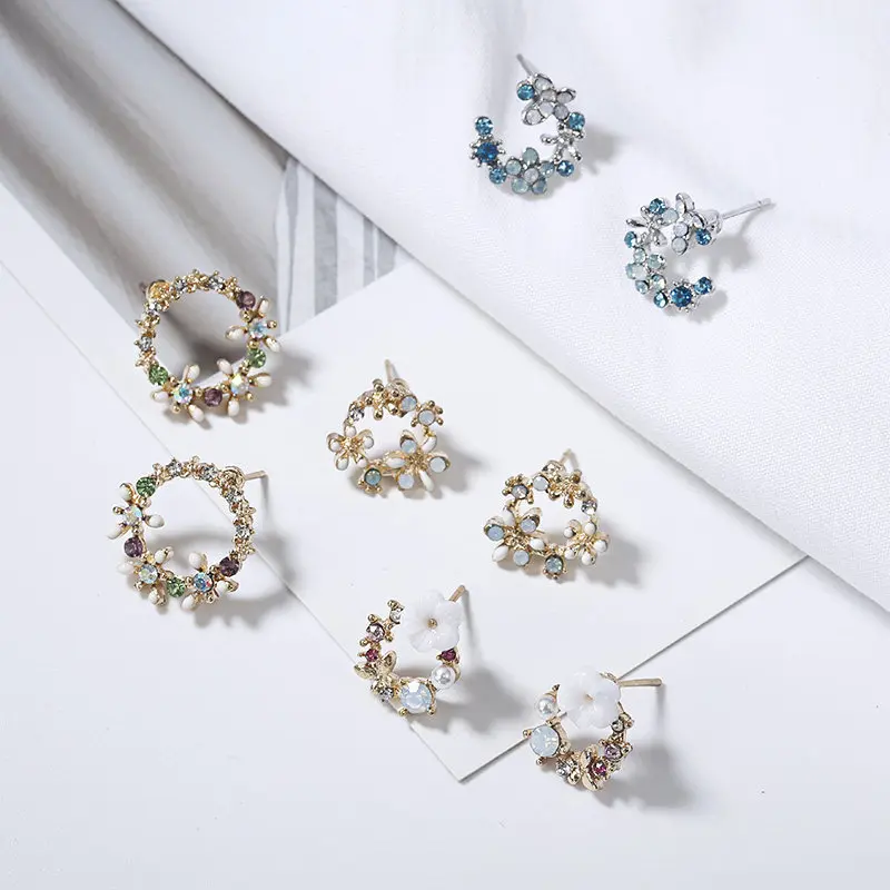 2019 Новые красочные серьги с короной из горного хрусталя для женщин Сладкий