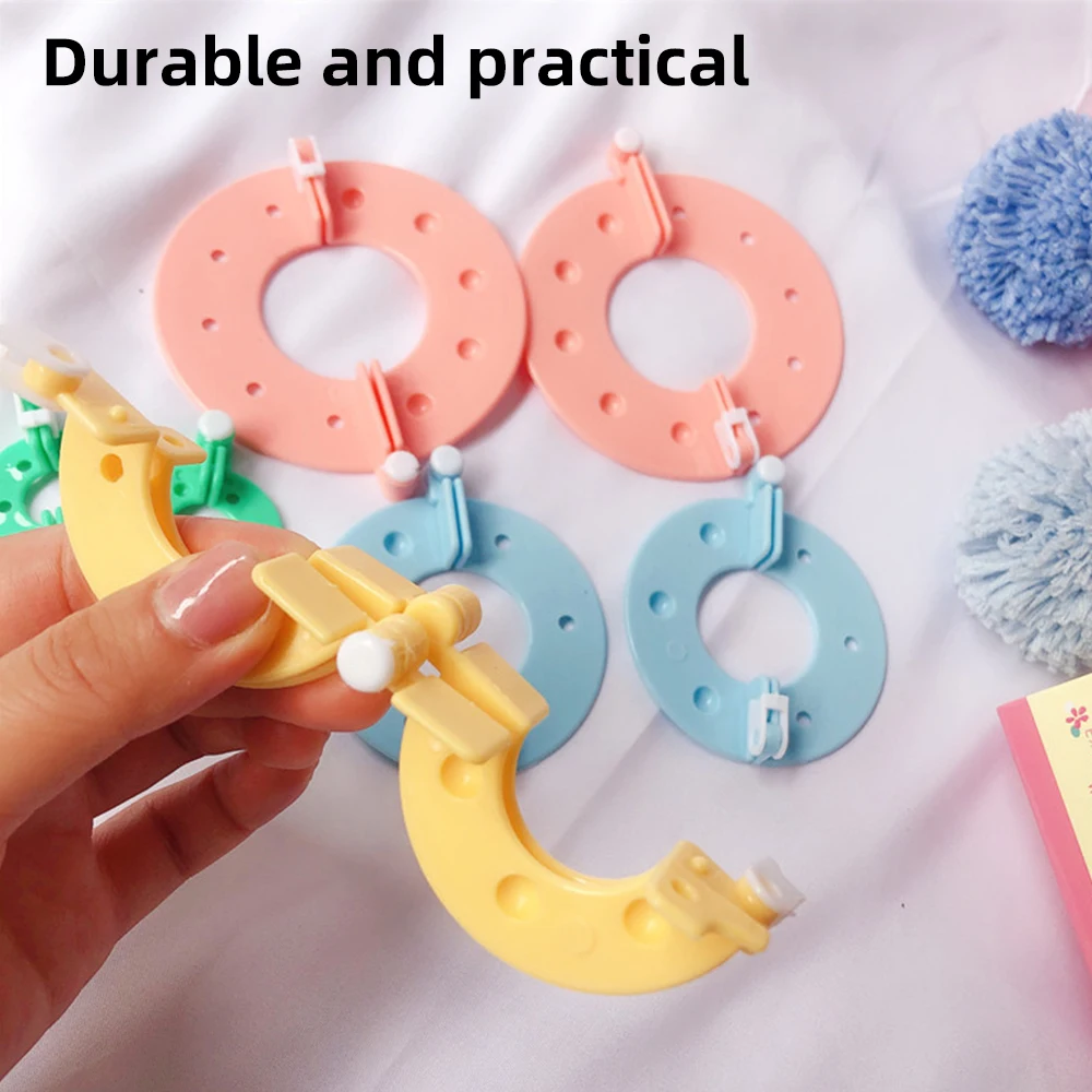 

4pcs Plush Ball Maker Ball Weaver Tools Different Sizes Round Pompom Maker For Gloves Hat Scarf Decoration DIY Knitting Tool