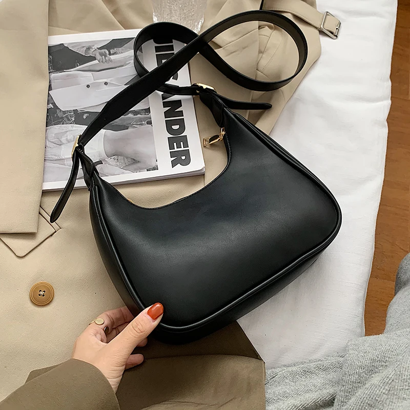 

Half Solid Color Pu Leather Moon Bags for Women 2021 Branded Luxury Fashion Shoulder Crossbody Handbags Trending Luxury