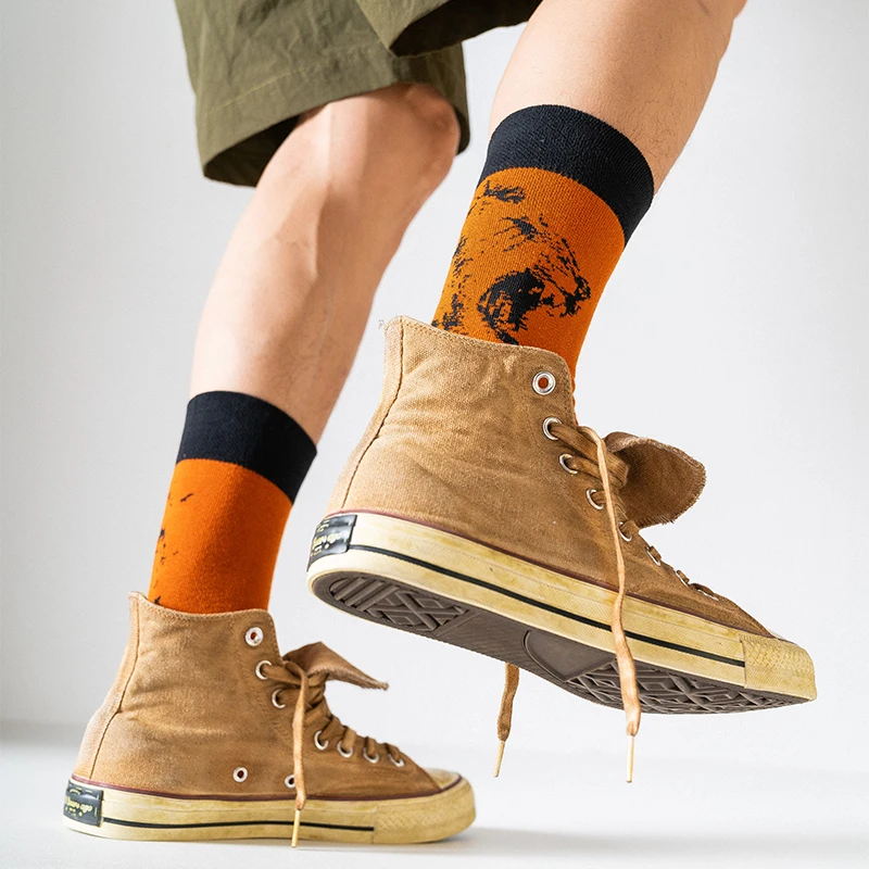 New Fierce Lion Bear Wolf Men and Women Socks Cotton Fashion Funny Color Realistic Elk Animal Harajuku Happy Skateboard Sockings