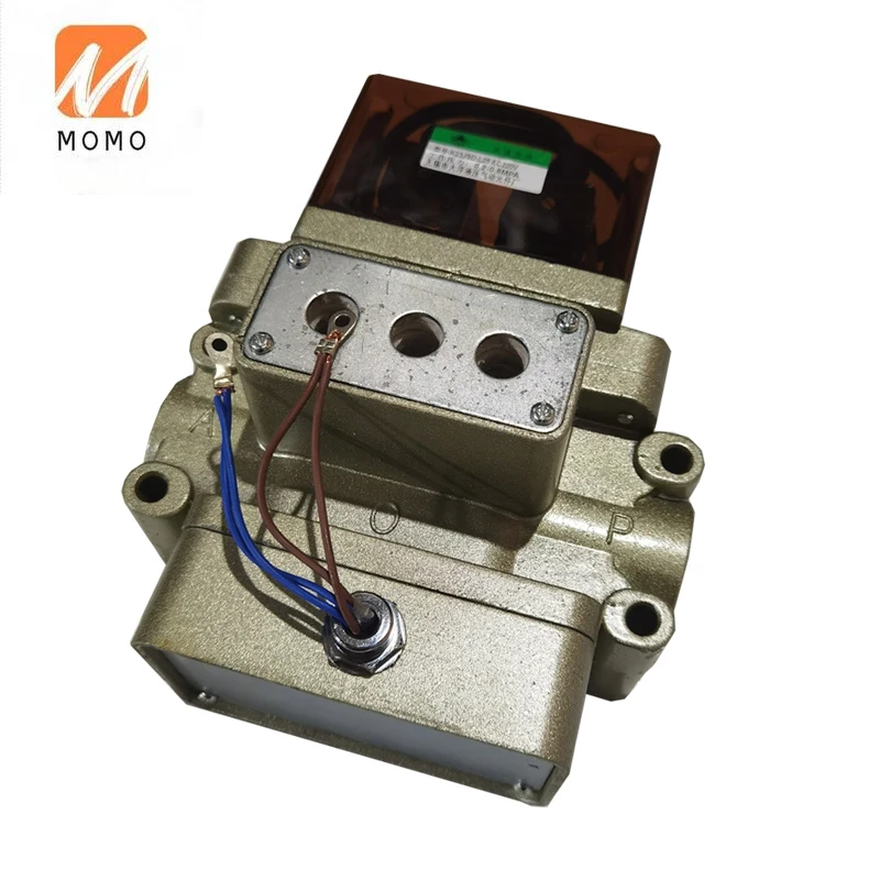 

Pneumatic control valve press safety double valve for forging press