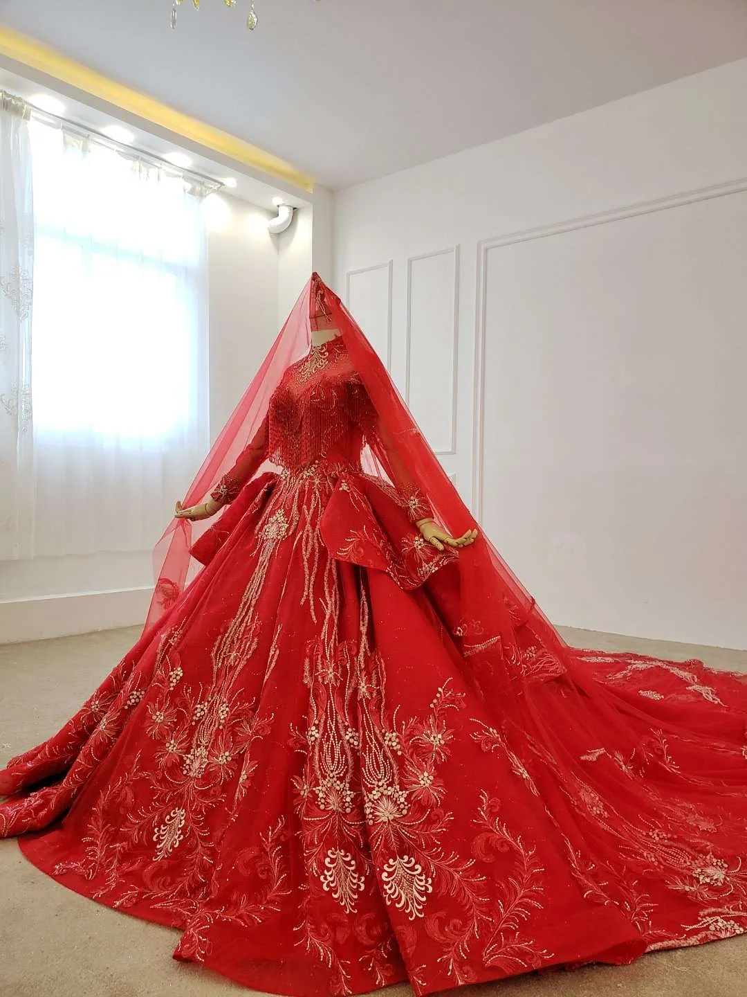 Glitter Arabic Evening Dress 2020 Red Tassels Long Sleeves Dubai Abaya Islamic Turkish Middle East Formal Dress Prom Party Gown