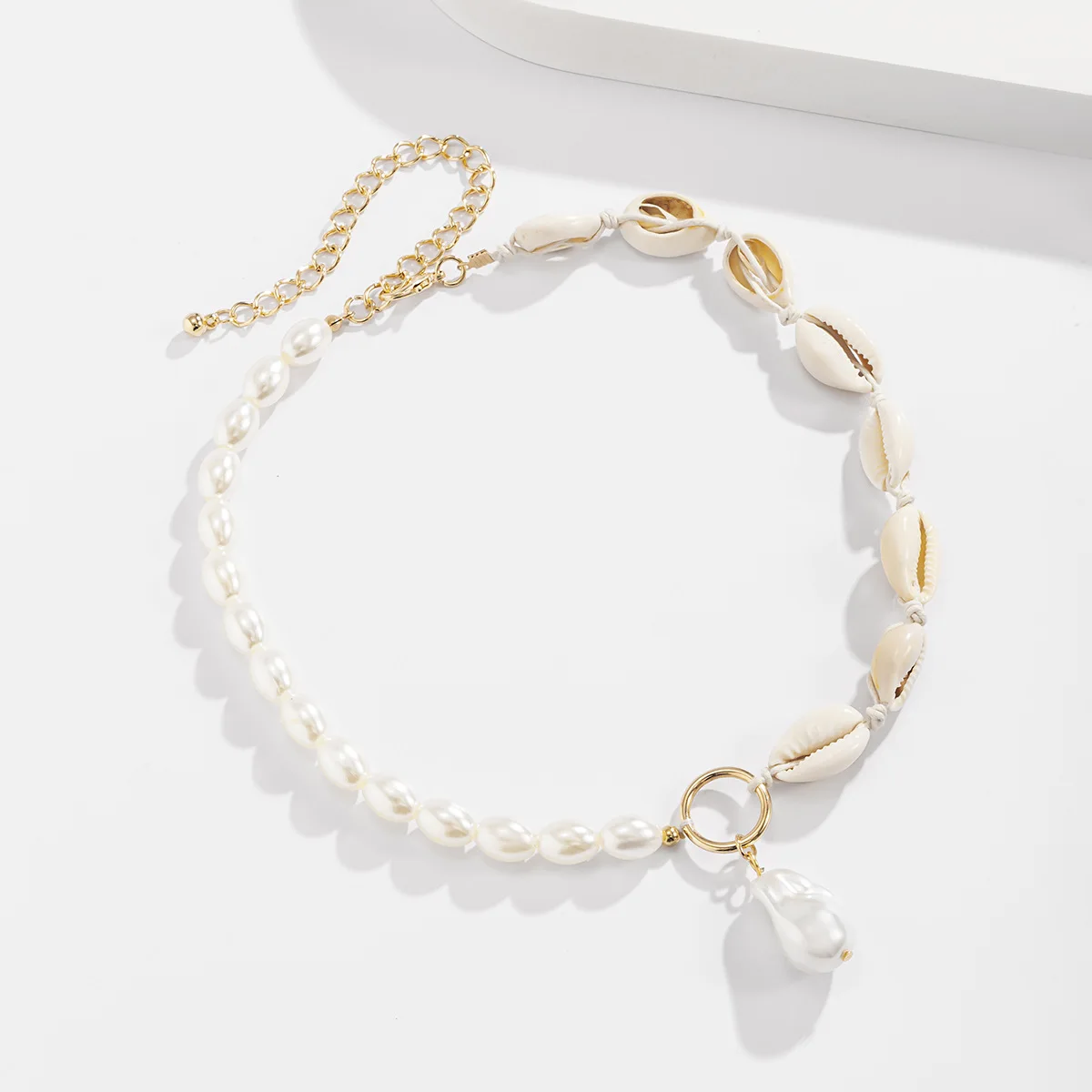 

New Handmade Bohemian Pearls Shell Choker Pendant Necklace for Women Charming Gold Boho Jewelry Beach Outfits Collares