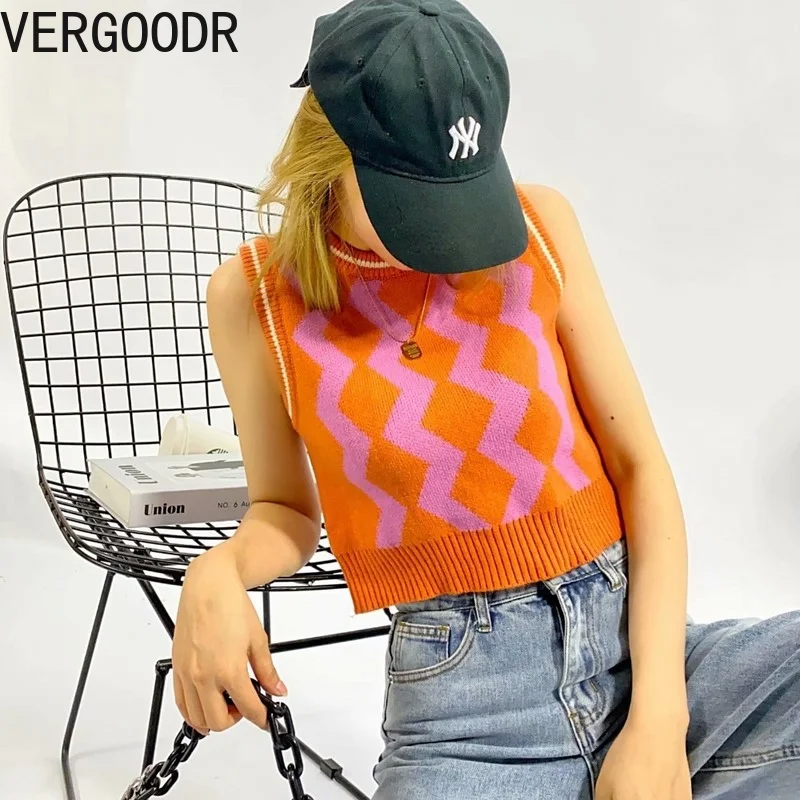 

Orange Striped Knit Vest Summer and Autumn Pullover Round Neck Wavy Sleeveless Heart Y2k Sweater Vest Top Sweater Vest Women
