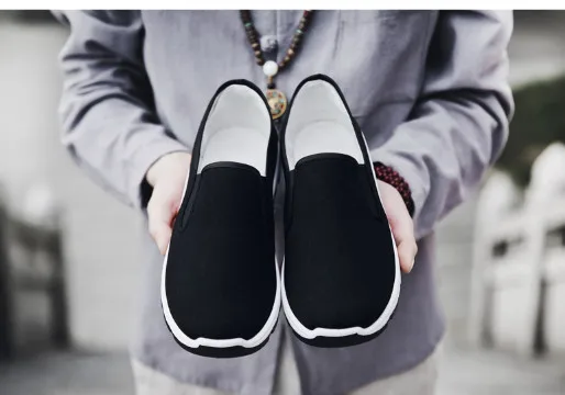 

2086-soft design running shoes
