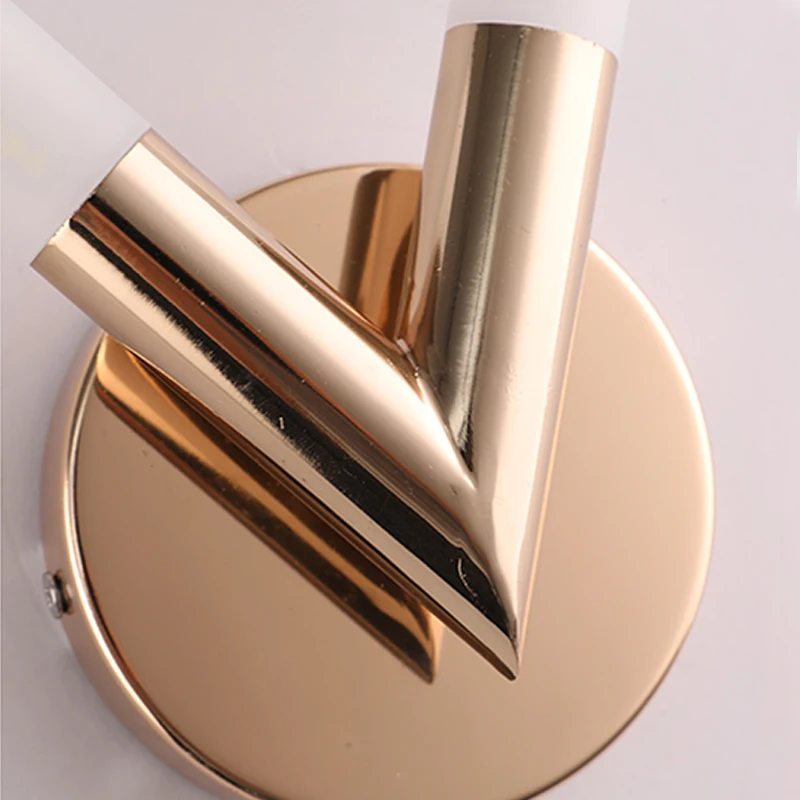 Современная Золотая настенная лампа FKL V-образный двойной светильник для отеля