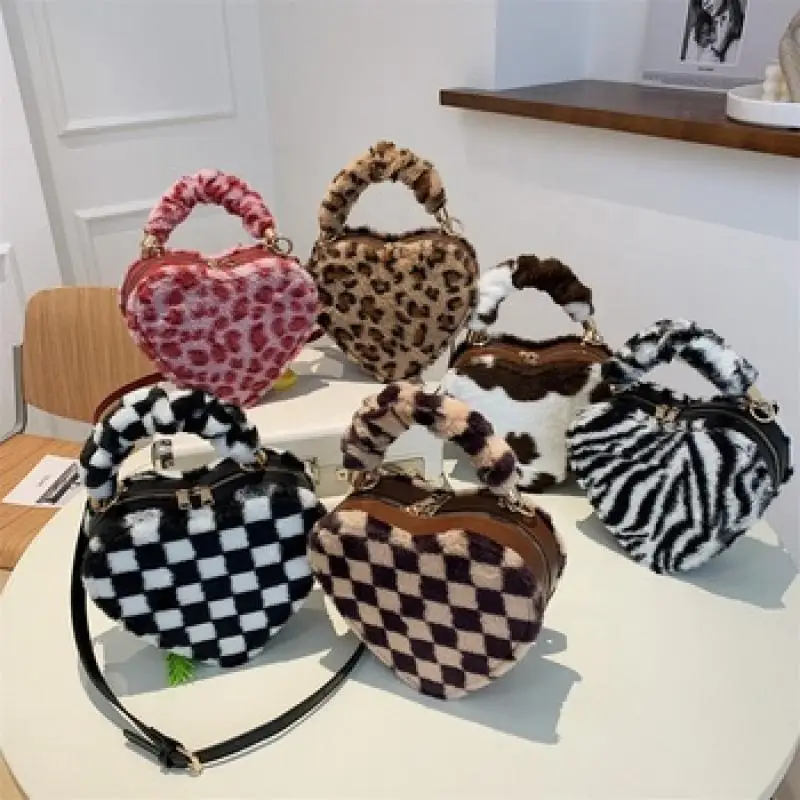 

Fall Winter Designer Fur Purse And Handbags Ladies Hand Bags Women Handbags Luxury Mini Crossbody Handbags For Women 2021 Purses