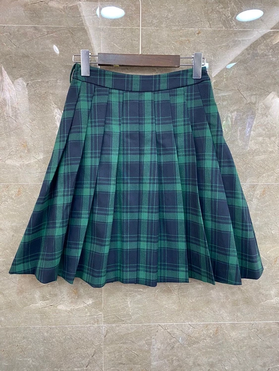 

2020 autumn and winter new fashion women's A-line green plaid decorative all-match skirt 1208