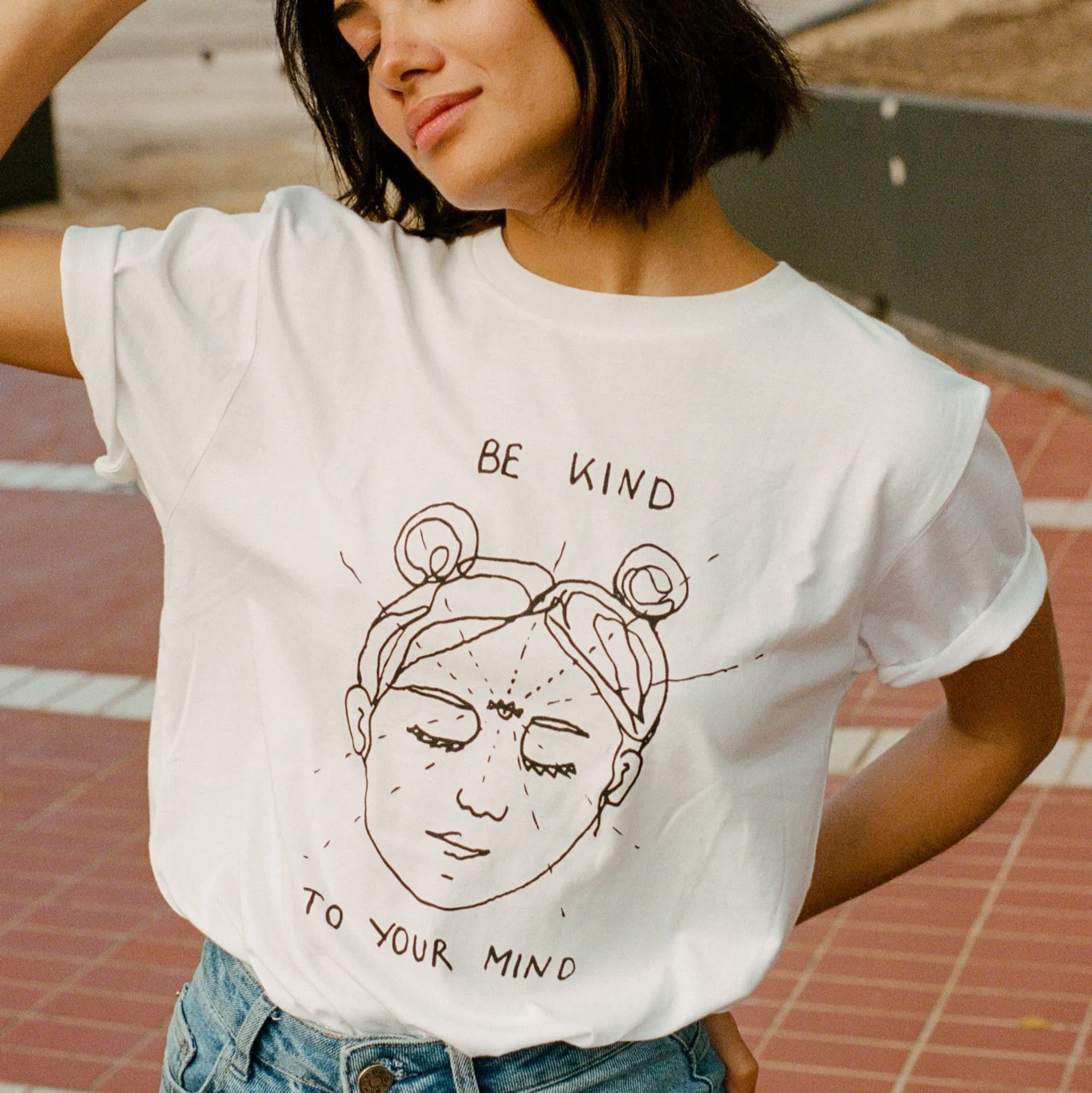 Be Kind To Your Mind Забавные футболки графическая футболка летние с коротким рукавом