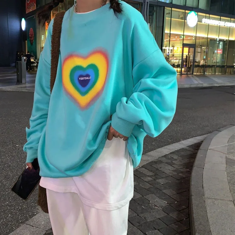 

2021 Korean version of loose casual color heart-shaped printing long-sleeved O-neck sweater women autumn pullover Harajuku style