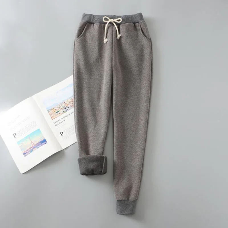 Женские теплые шаровары плотные бархатные спортивные штаны свободные брюки