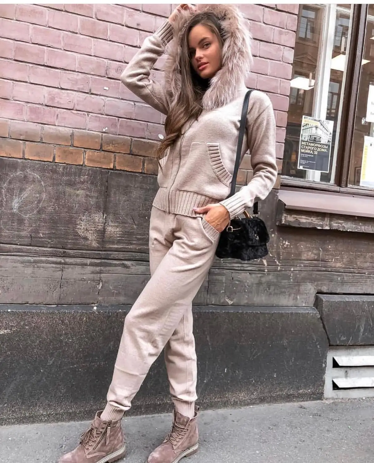 Женский трикотажный костюм комплект из 2 предметов: кардиган на молнии и брюки