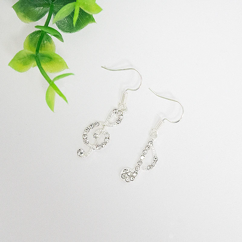 Серьги подвески женские асимметричные серебристого цвета|Серьги-подвески| |