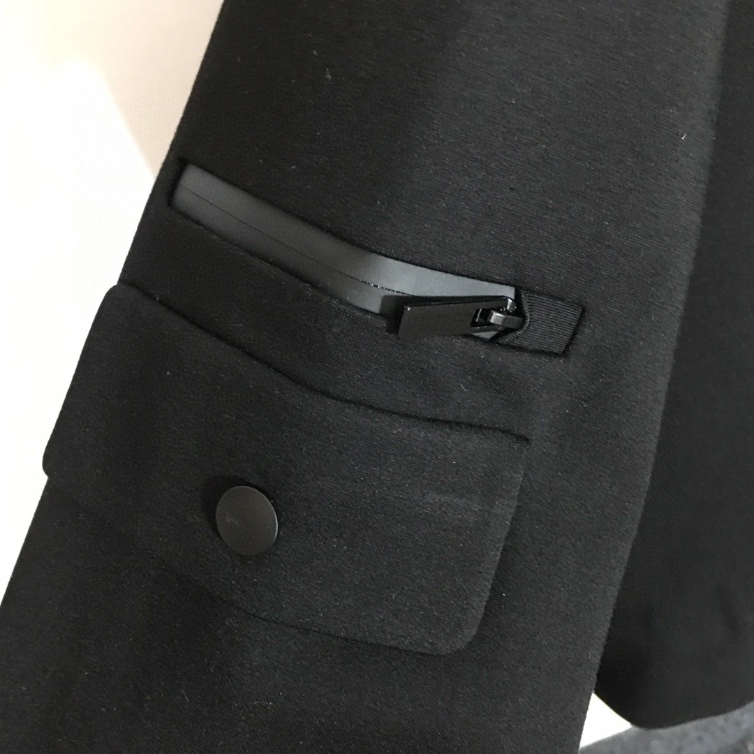 

High Quality Luxury Spring and Autumn Women Triangle Logo Long-sleeved Hooded Jacket +Work Pocket Trousers Two Piece Set