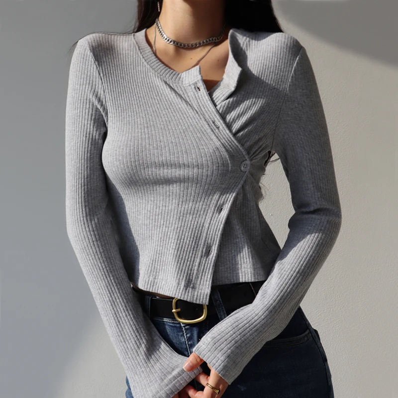 

Women Asymmetric Button Detail Long Sleeved Crop Top