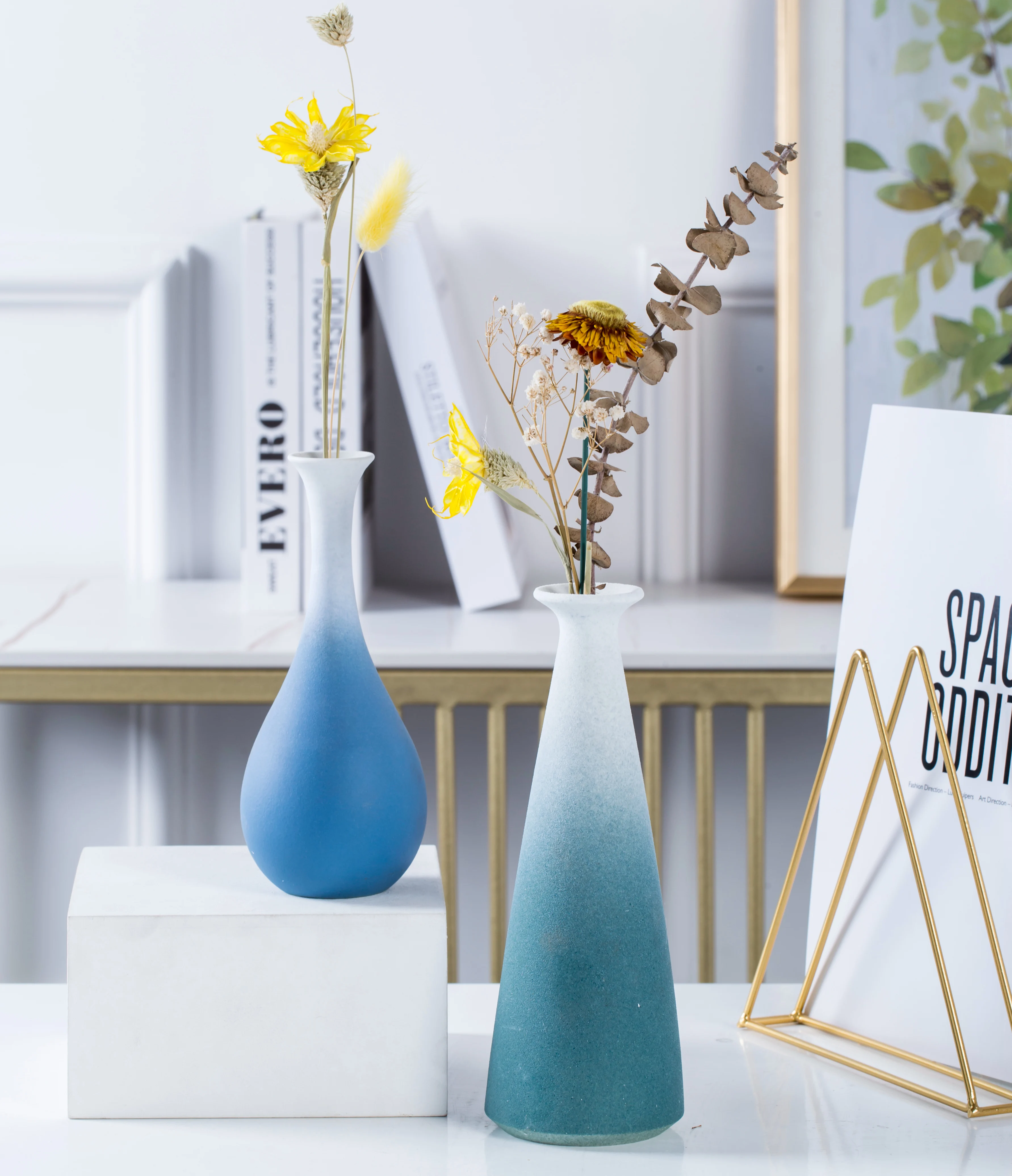 

Fashion Chinese Ceramic Vase Decorative, Set of 3 Flower Bud Vases For Home Decor
