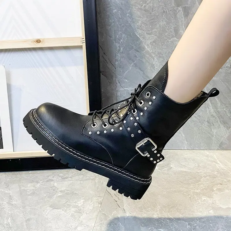 Harga Mode Sepatu Bot Martin Besar Wanita Musim Gugur Musim Dingin 2021 Sepatu Bot Pendek Ritsleting Samping Platform Tahan Air Korea Baru Sepatu Bot Wanita