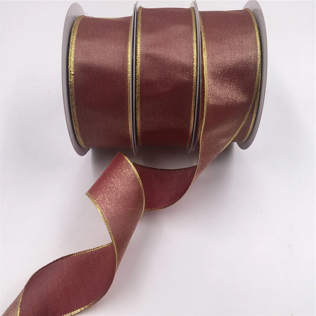 38 мм 25 ярдов с проводным краем Рождественская атласная лента для праздничного