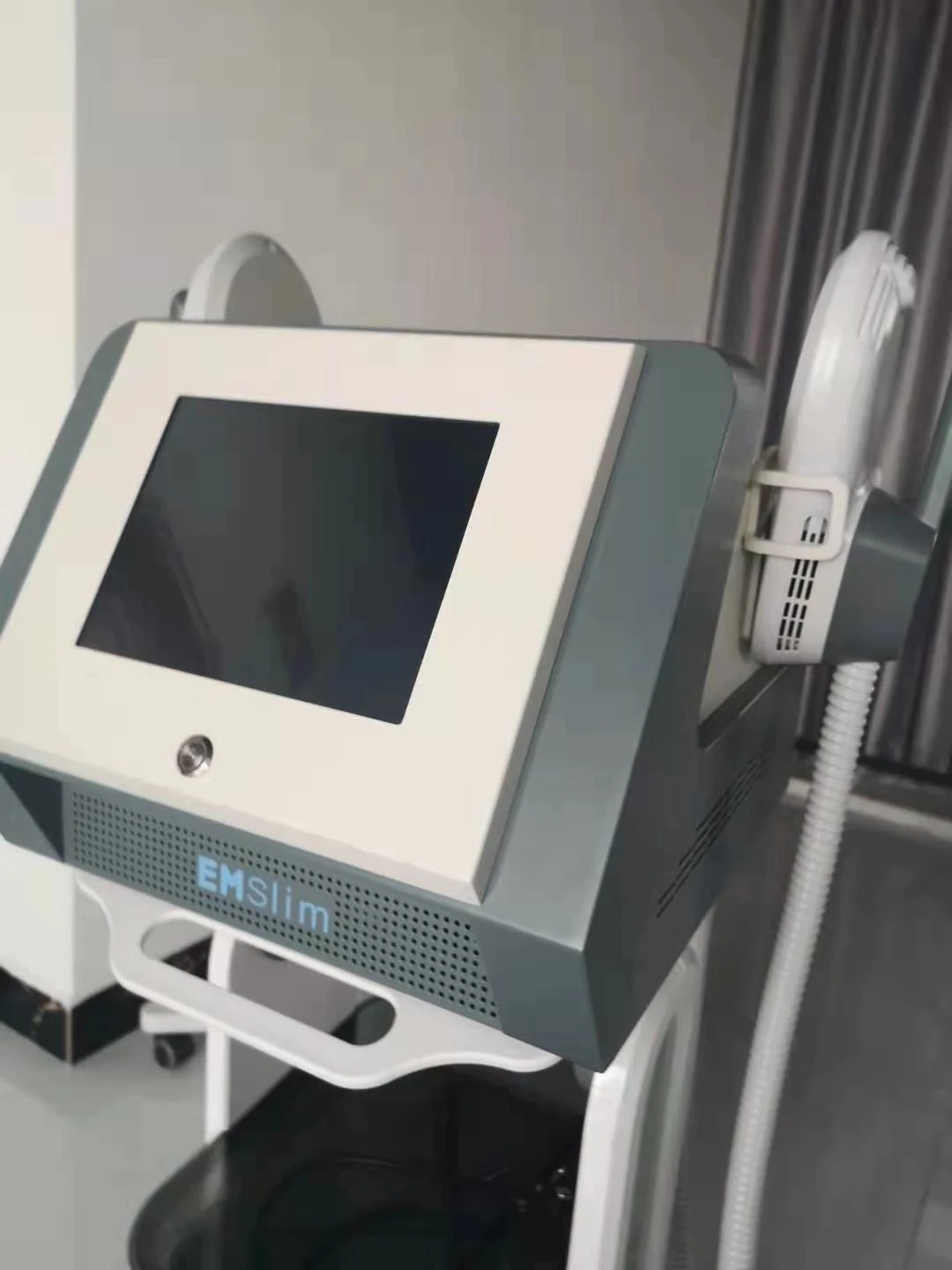 

2021 Latest Body Sculpt Technology EMSlim CULPT Fat Burning Machine TeslaSculpt High Intensity Focused Electromagnetic device