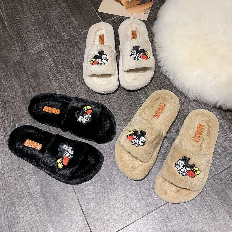 Пушистые женские меховые тапочки Нескользящие сланцы милая модная модель в