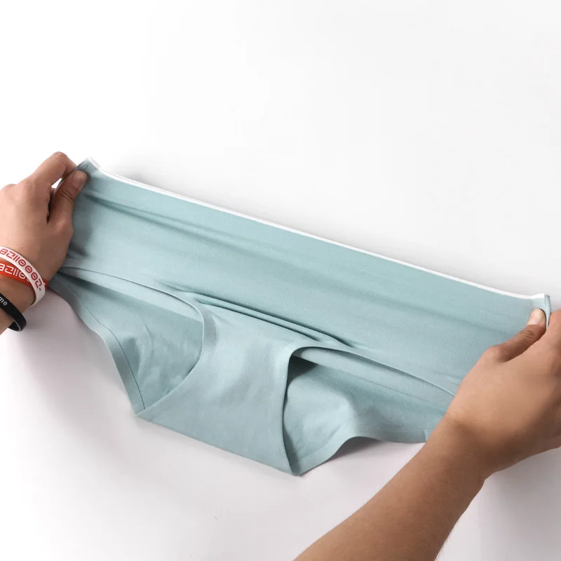 7PCS  women's cotton briefs with no trace. Women's cotton mid-rise  briefs with full cotton breather hips briefs