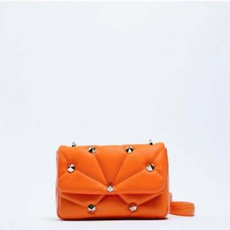 

Универсальная стеганая сумка-мессенджер на одно плечо в западном стиле с заклепками, новинка 2021, Высококачественная маленькая квадратная р...