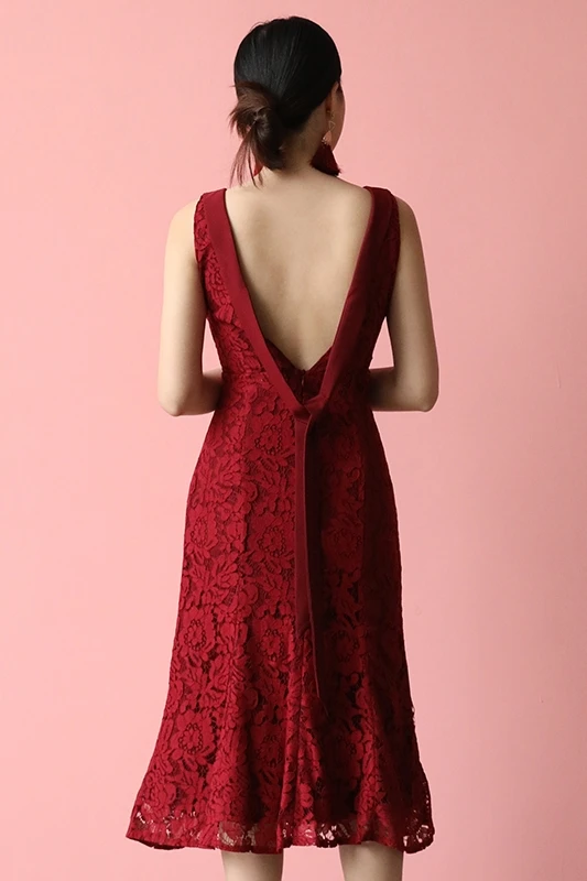 Женское кружевное платье летнее сексуальное v-образный вырез без рукавов