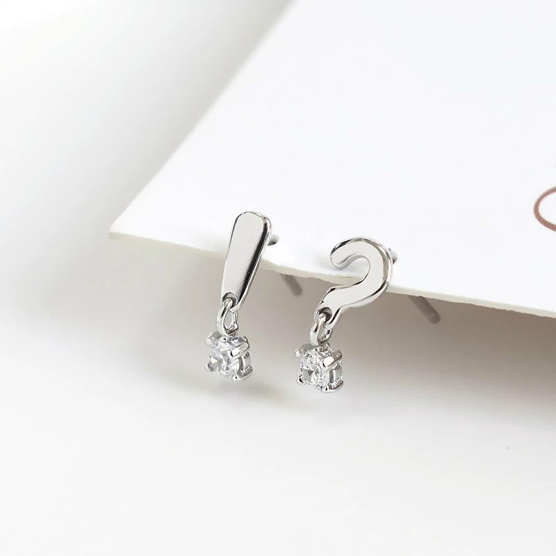 

2020 New Fashion Question Mark Exclamation Mark Ear Stud S925 Sterling Silver Ear Stud Fashion Women's Asymmetric Earrings Fashi