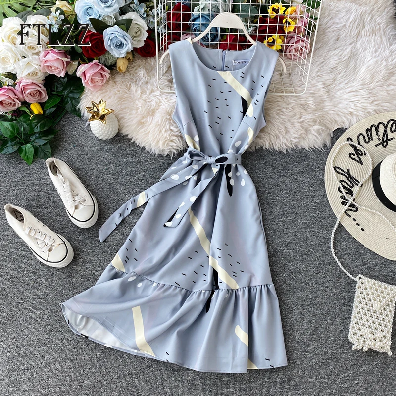 Женское приталенное платье с поясом винтажное пляжное без рукавов цветочным