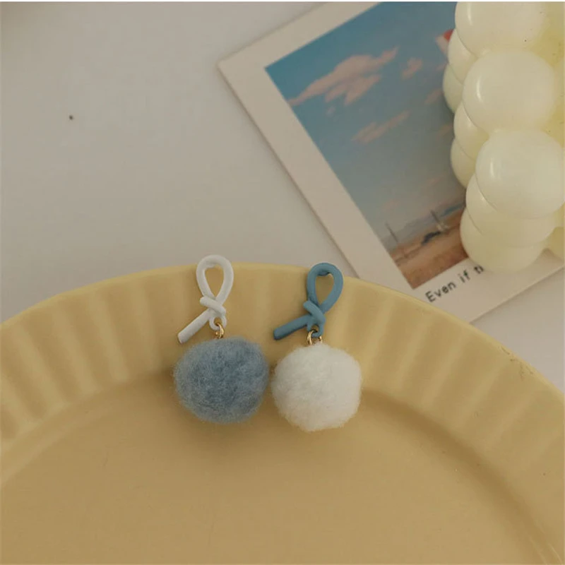 

Autumn winter wool down cloth new fund Korea popular the earring of lovely MAO Qiu style, the earring of contracted vogue woman