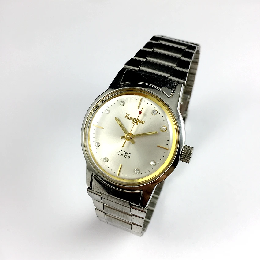 Оригинальные механические часы с серебристым циферблатом диаметр 33 мм |