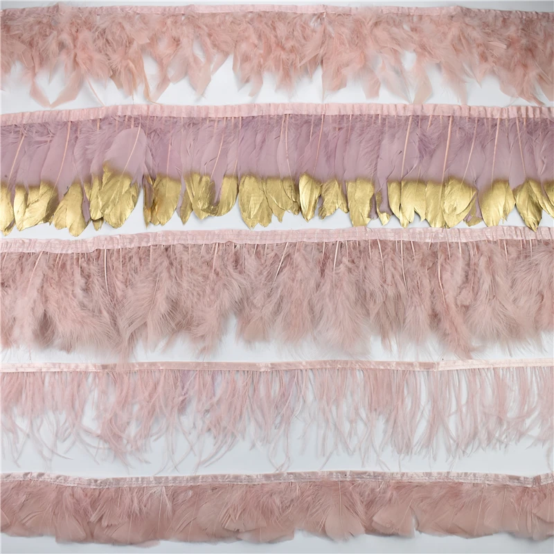 Адлер кожа книга. Кожа 2 метра. Кожа 2 метра. Белая ткань фон. Что скрывает кожа книга.