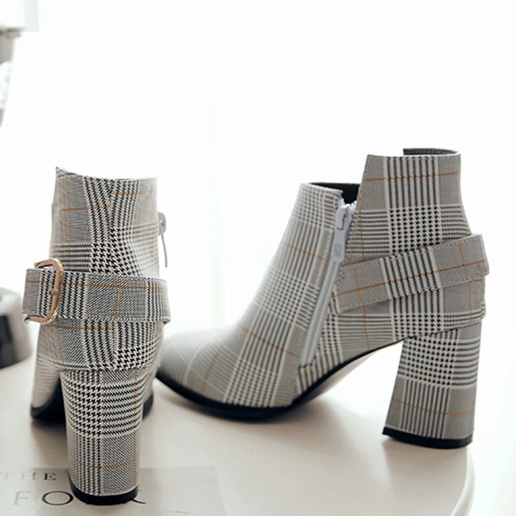 Женские ботинки в клетку ботильоны больших размеров с острым носком полоску на