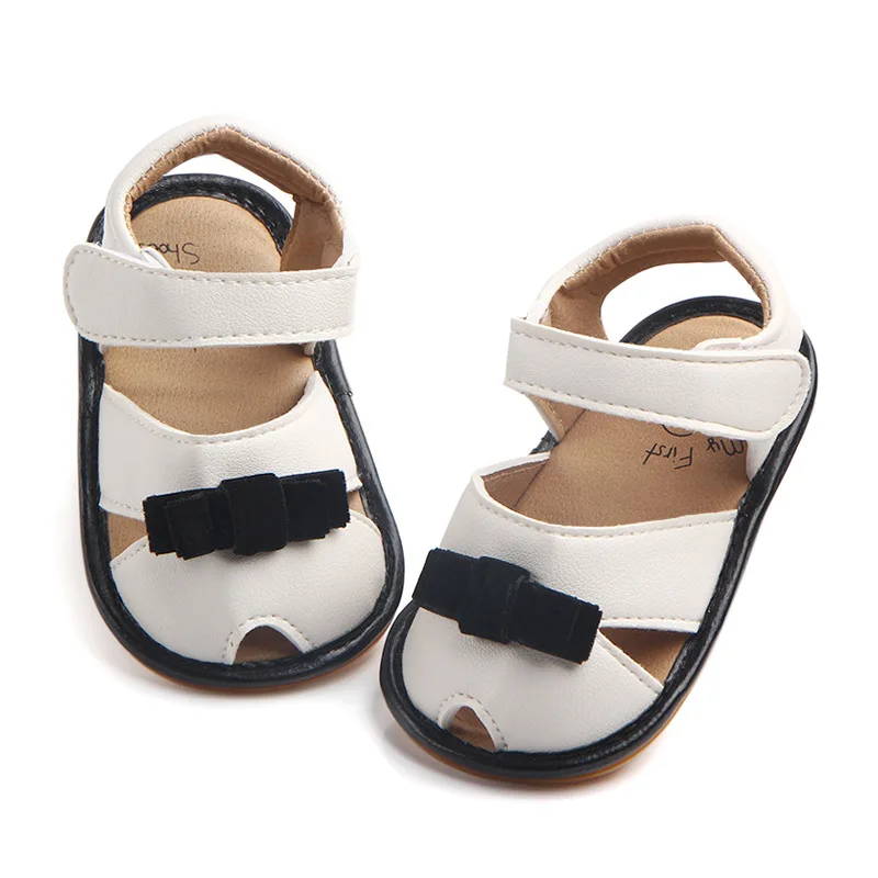 

Новинка 2023 года; Брендовая обувь с цветочным узором для маленьких девочек; Обувь из искусственной кожи; Обувь для кроватки с резиновой подош...