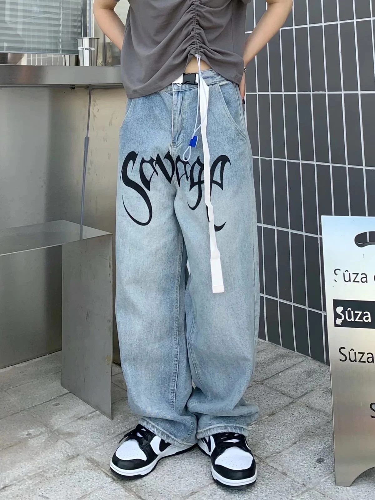 

Beggar Jeans Men Loose Harem Straight Trousers Wide Leg Overalls Printed Letter Trend Hiphop Washed Mopping Denim Pants Oversize