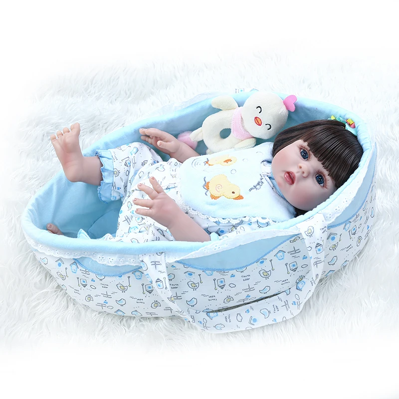 NPK 48 см реалистичный младенец Кукла reborn baby doll полный мягкий, силиконовый, гибкий милый ребенок в переноске мешок спальный мешок