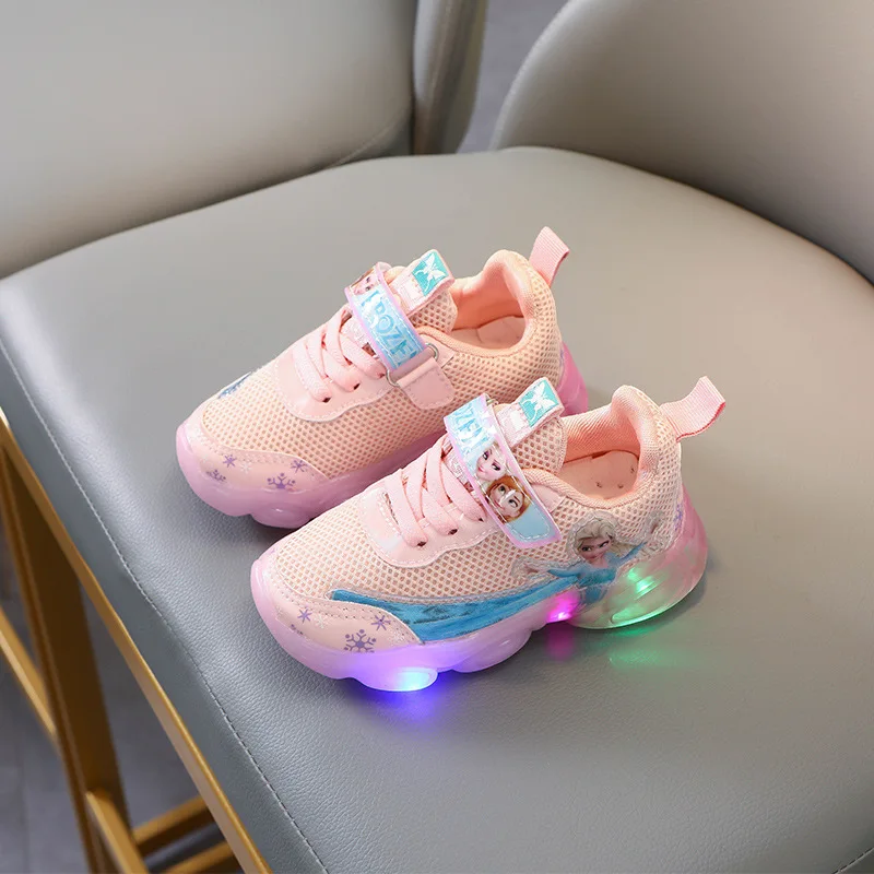 Кроссовки Детские со светящейся подошвой с подсветкой для девочек размер 22- 31 |