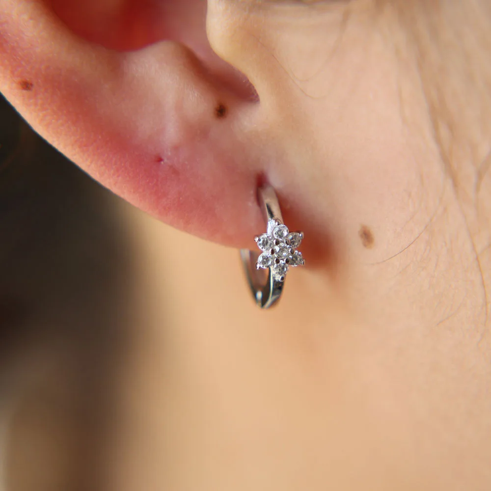 Маленькие серьги гвоздики из стерлингового серебра 925 пробы с кубическим