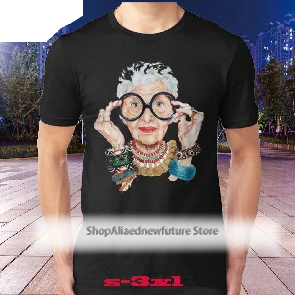 

Iris Apfel - Fashion Is Ultimately a Form of Self Men's T-shirt Size S-3XL