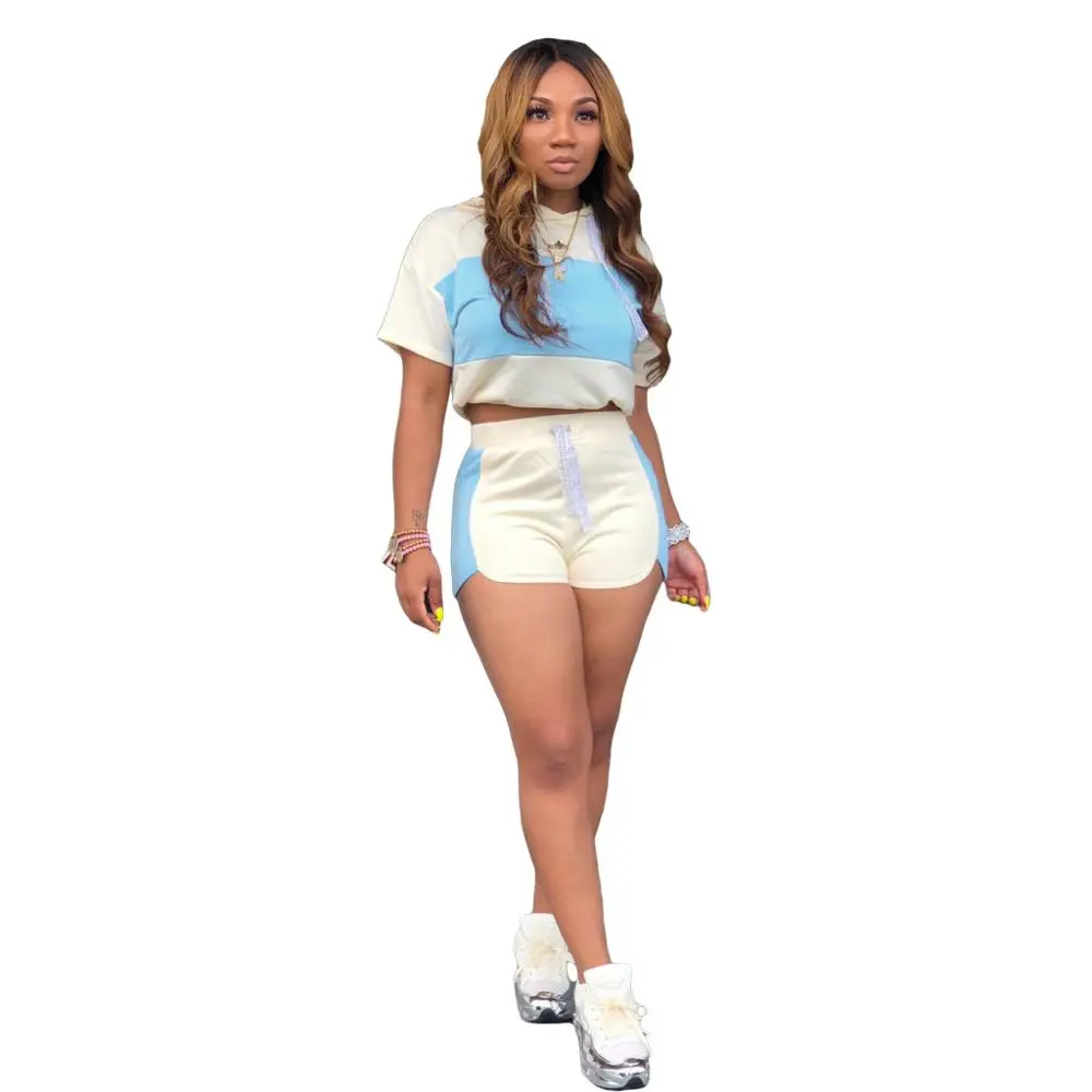 Женский укороченный топ с капюшоном и шорты Echoine спортивный костюм из двух