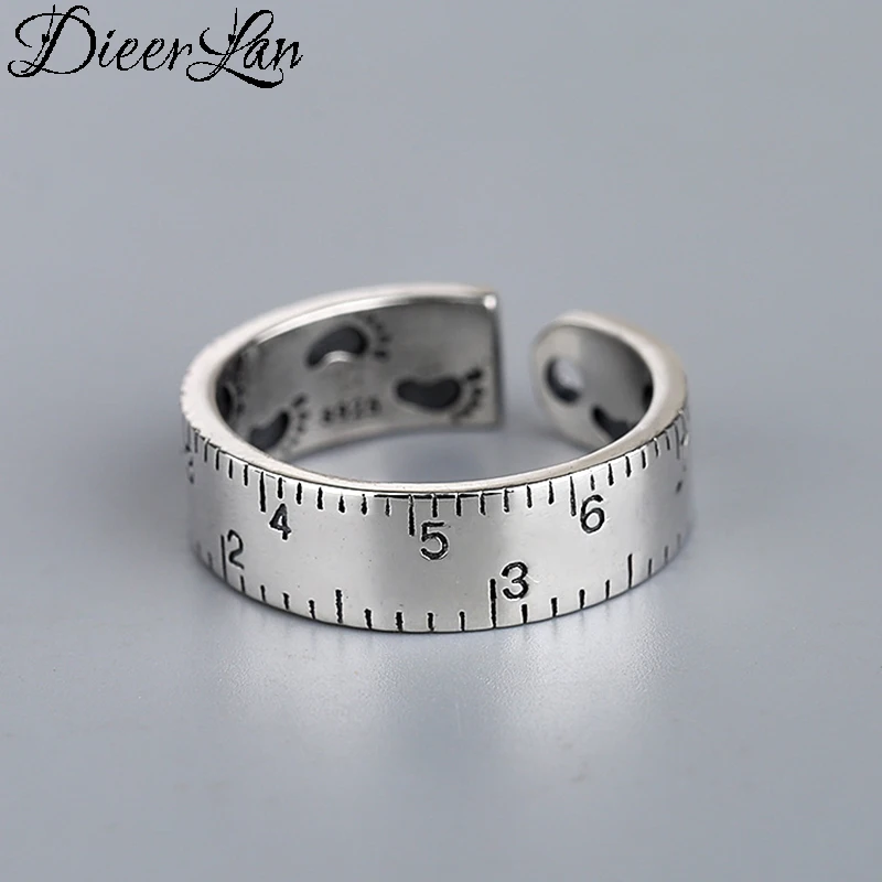 Женское кольцо в виде линейки серебристого цвета | Украшения и аксессуары