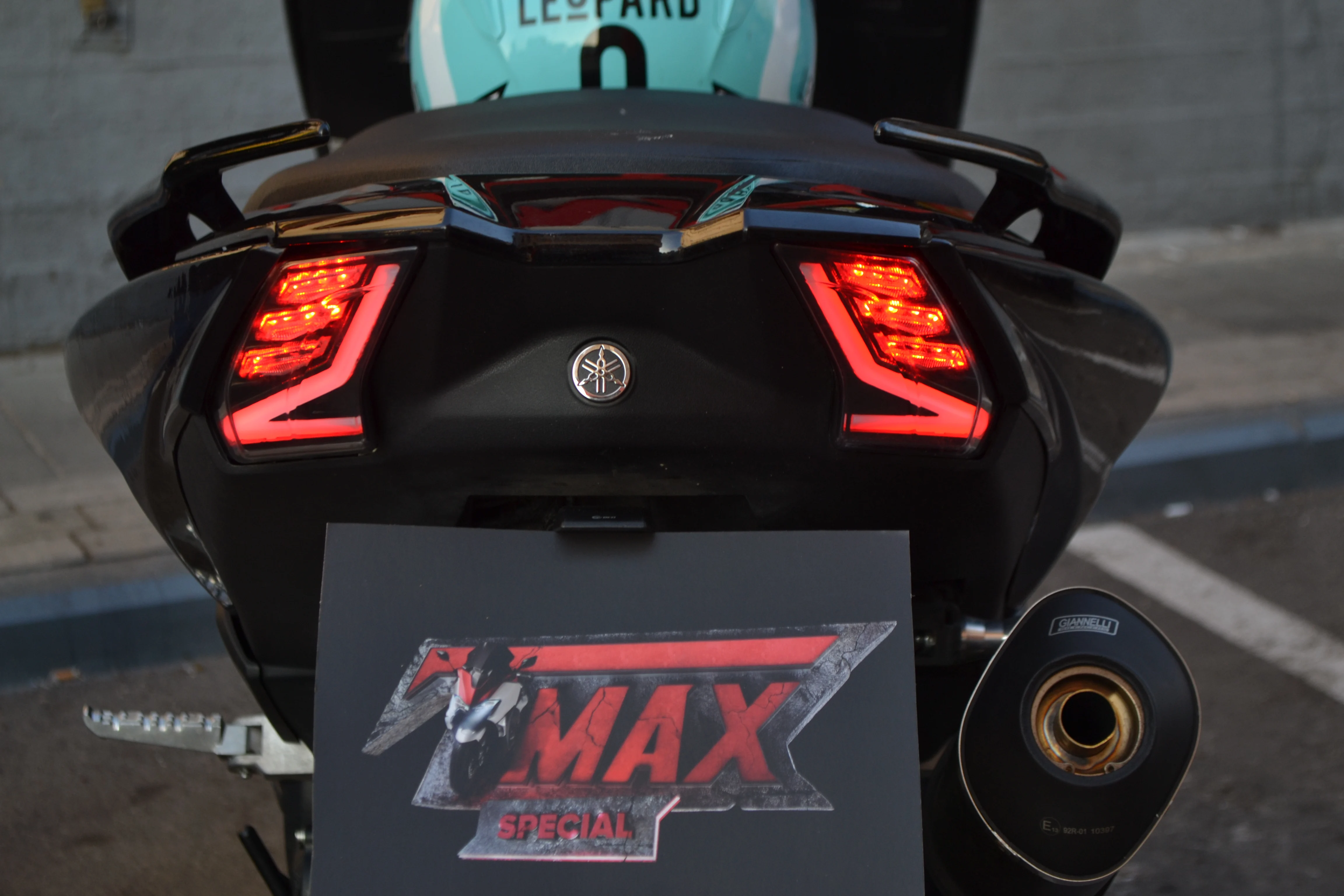 СВЕТОДИОДНЫЕ сигнальные индикаторы TMAX 530 фонарь со встроенным устройством для