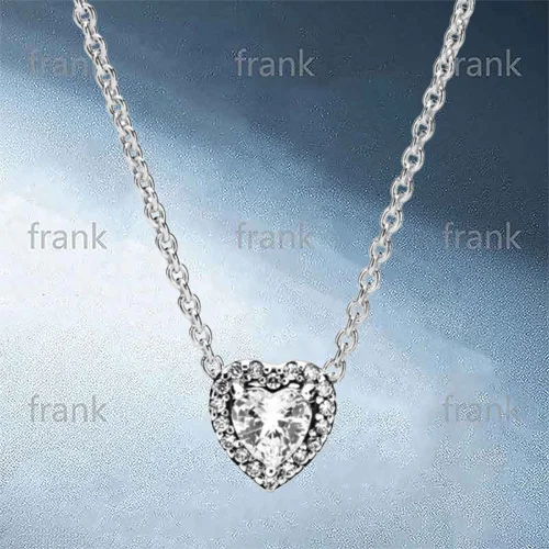 

398425C01 Sparkling Heart Necklace 45cm
