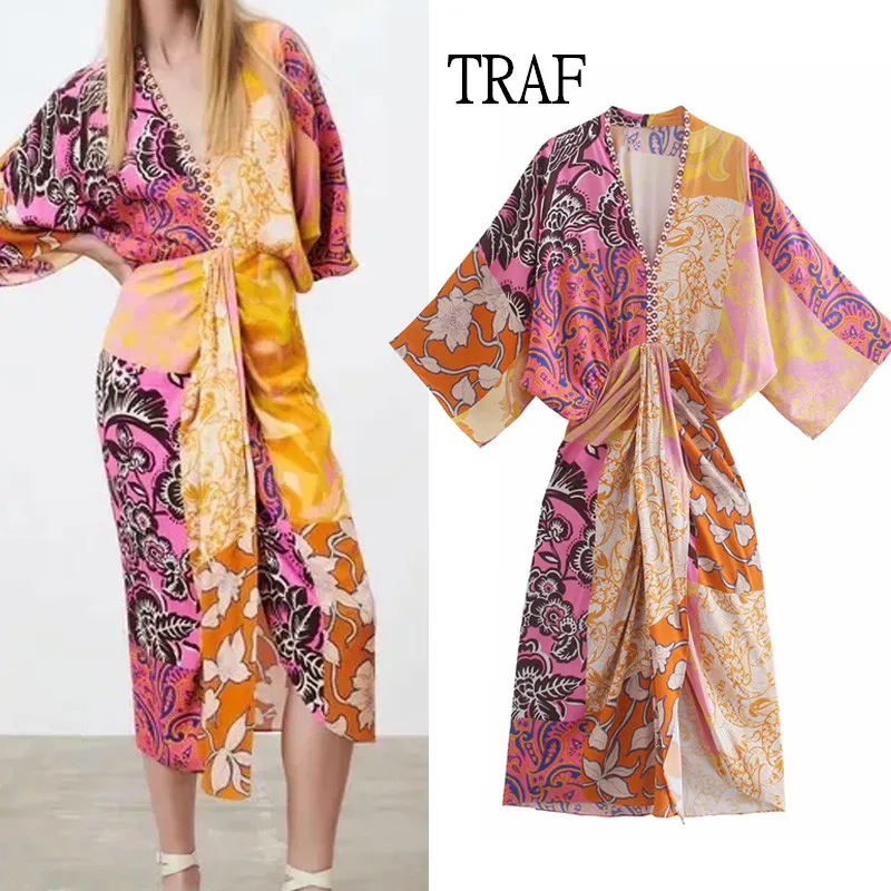 

Платье-миди летнее Плиссированное с цветочным принтом, рукавами-фонариками и разрезом спереди