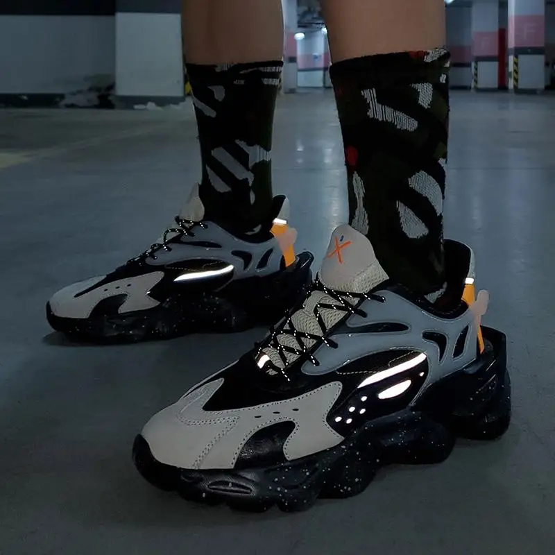 

High Quality Men Running Shoes Winter Keep Warm Fashion Chunky Sneakers Men Platform Shoes Thick Sole Male Colorful Footwear