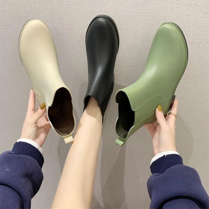 

Women Rain Boots Fashion Non-slip Ladies Waterproof Ladies Fur Plush Flats Platform Winter Warm Female Chelsea Shoes Slip On