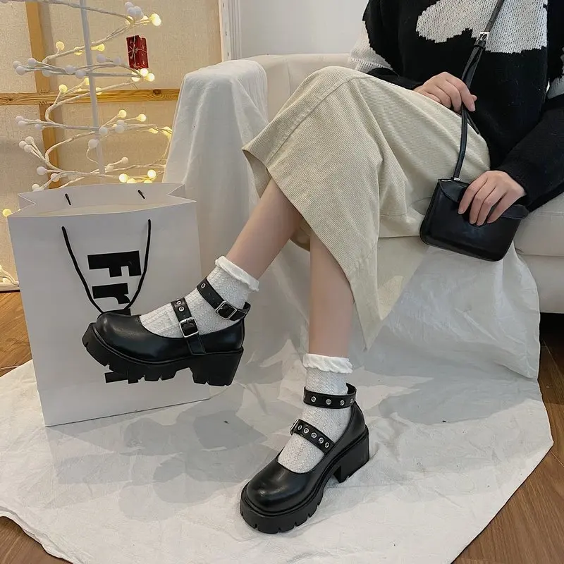 

British Style Shoes Woman 2021 Casual Female Sneakers Round Toe Clogs Platform Shallow Mouth Black Flats All-Match Oxfords Autum