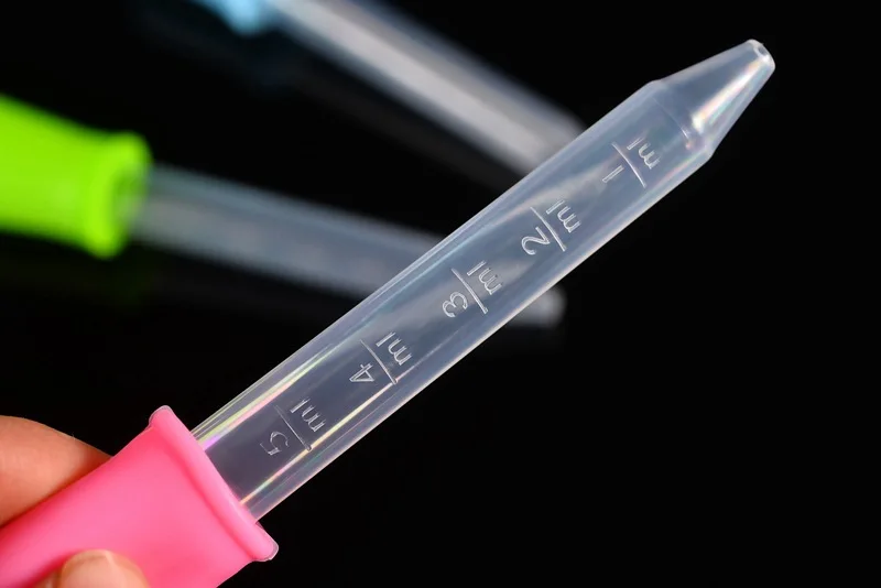 5 мл маленькие силиконовые Пластик пипеткой подачи жидкости медицины глаз Ушная