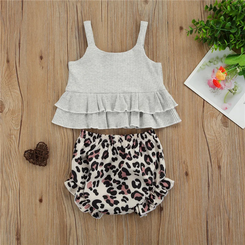 

Girls Summer casual Set Two Pieces Fashion Solid Color Ruffles Suspender Tops and Leopard Triangle Short Pants