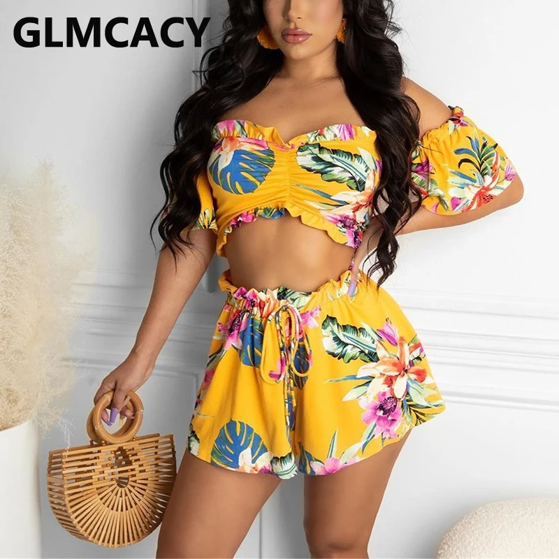 

2 Pieces Sets Women Floral Printed Off Shoulder Top & Shorts